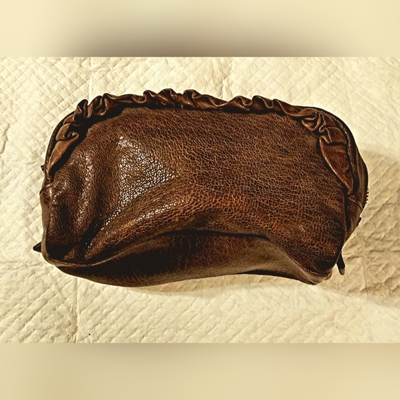 Treesje Brown leather with ruffle makeup bag pouch - Picture 7 of 9